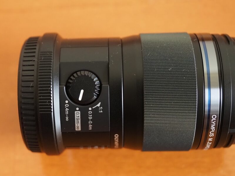 M.ZUIKO DIGITAL ED 60mm F2.8 Macro フォーカスリミットスイッチ